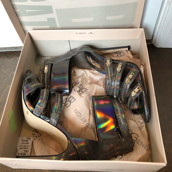 BCBG Iridescent Heels sz 10 - Picture 4 of 4
